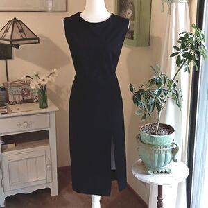 Roz & Ali Black Sheath Dress With White Underlayer. Tuxedo, LBD, Black And White